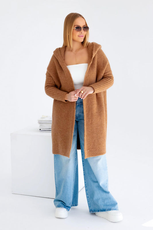 Oversize Strickmantel in Karamell mit Kapuze und gerader Passform