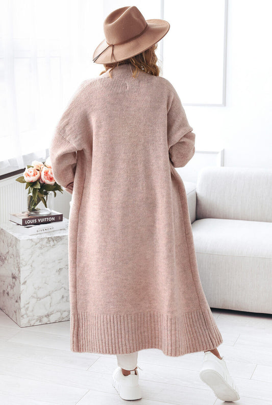 Oversized Strickmantel Puder Rückenansicht – lässiger Oversized-Look mit tiefen Seitentaschen – Stylelista