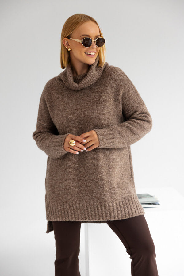 Oversize Vokuhila Strickpullover mit Rollkragen Baun  | Langarm Woll Pullover S-XL