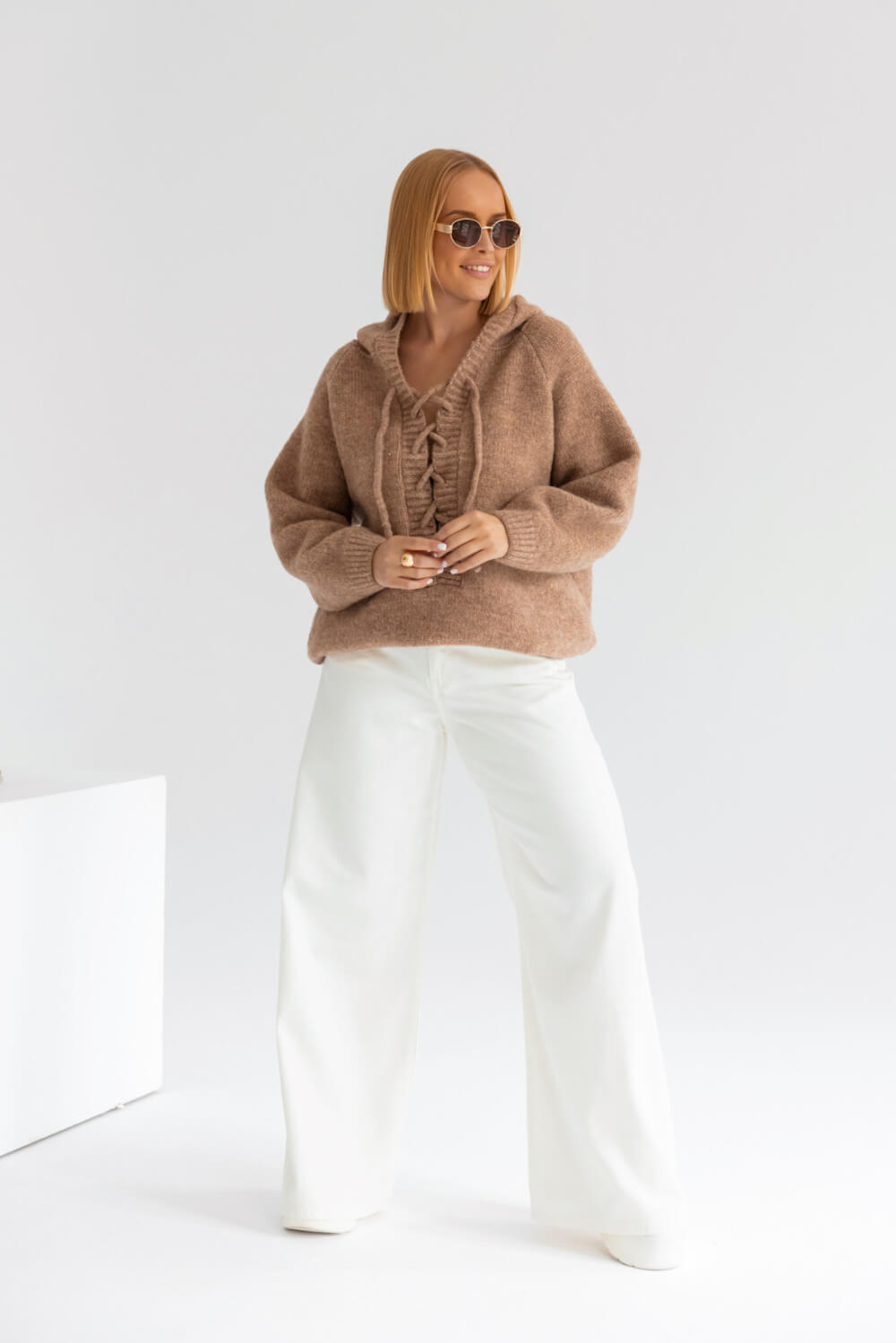 Oversize Strickpullover mit Kapuze Latte  | Langarm Woll Pullover S-XL