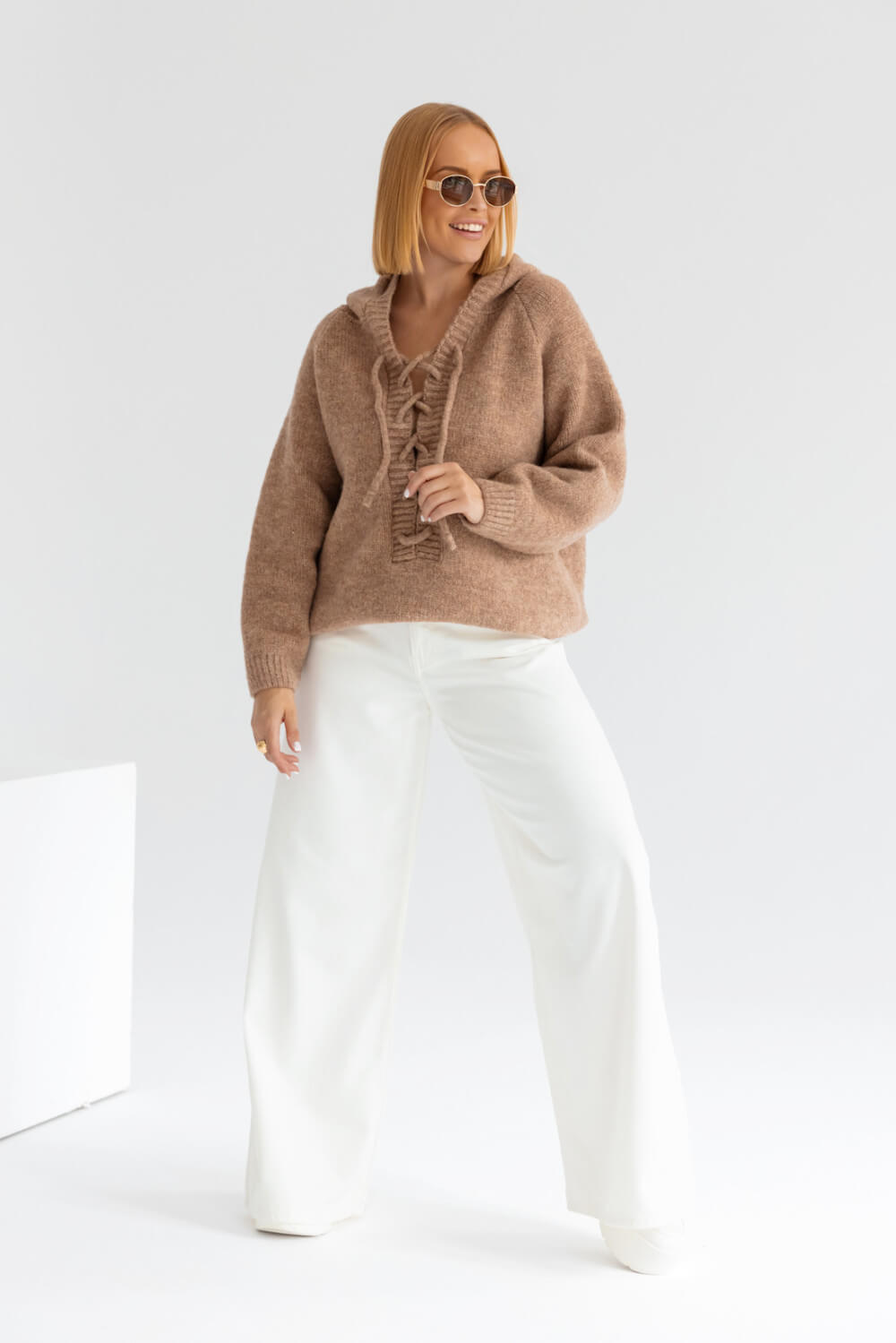 Oversize Strickpullover mit Kapuze Latte  | Langarm Woll Pullover S-XL