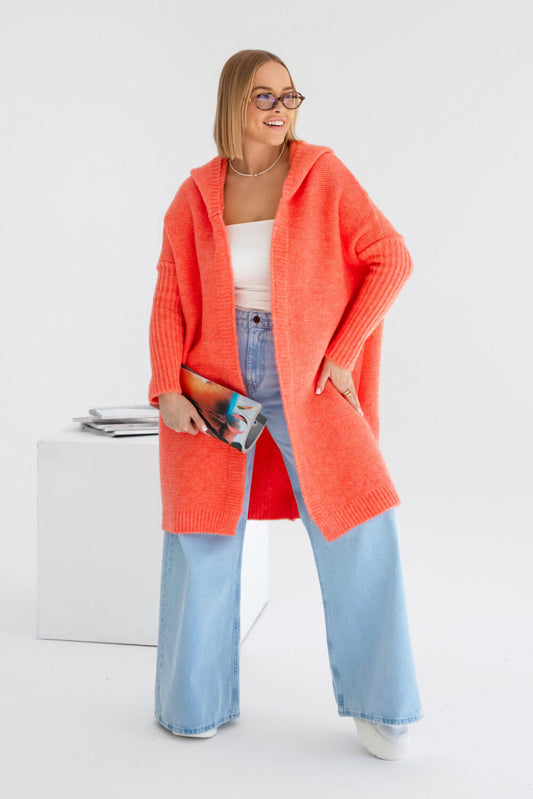 Oversize Strickmantel in Koralle mit Kapuze und gerader Passform