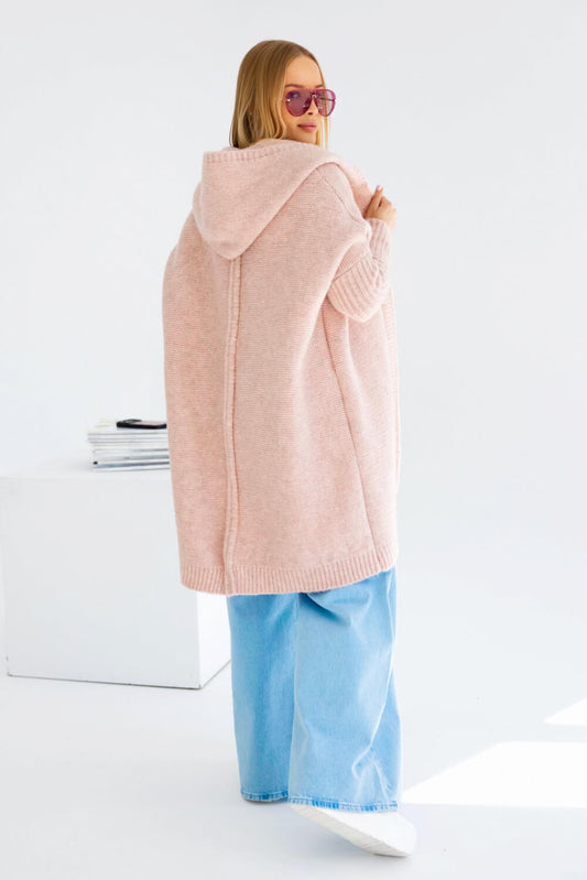 Eleganter Strickmantel in Puderrosa mit dezenter Rückennaht