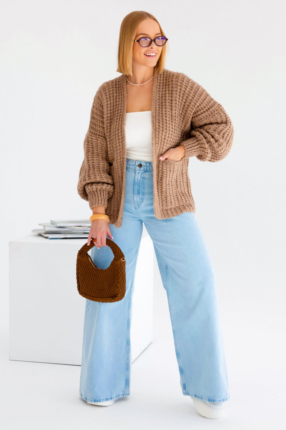 Oversize Strickjacke in Braun für Damen mit offenen Fronttaschen
