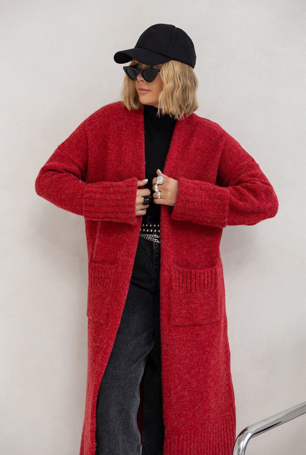 Roter Oversized Strickmantel